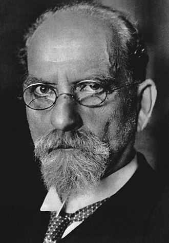Edmund Husserl (avoid linking title variants)